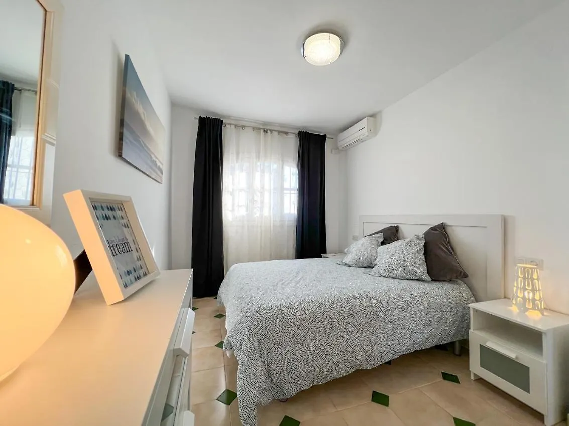 Apartamento Verano Azul 62 Nerja 0*,